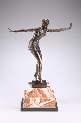 Lot 380 - AN ART DECO STYLE BRONZE AND MARBLE FIGURE, THE 'PHOENICIAN DANCER'