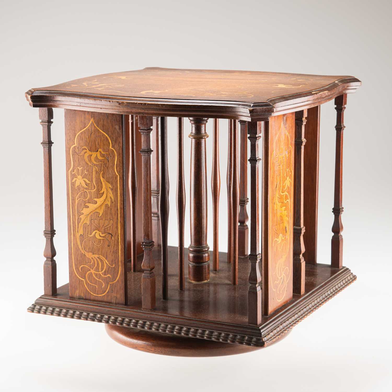 Lot 371 - AN EDWARDIAN INLAID MAHOGANY TABLE-TOP