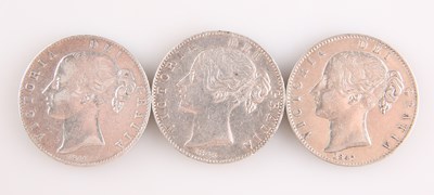 Lot 334 - VICTORIA (1837-1901), 3 X CROWNS