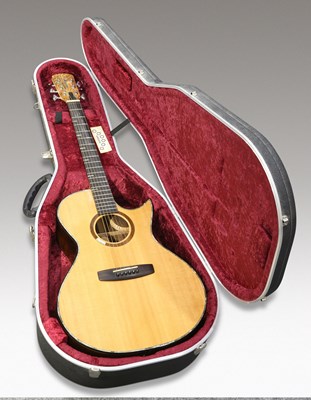 Lot 370 - AN ACOUSTIC GUITAR