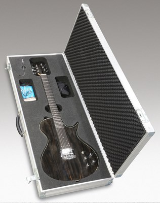 Lot 371 - AN ELECTRIC GUITAR