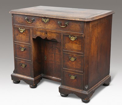 Lot 439 - A GEORGE I WALNUT AND INLAID KNEEHOLE DESK