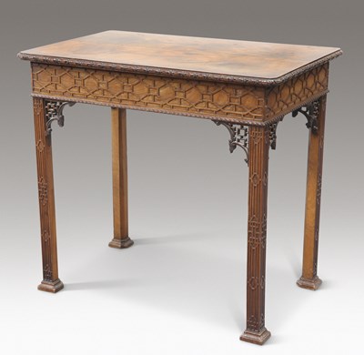 Lot 386 - A CHIPPENDALE STYLE MAHOGANY SILVER TABLE, LABEL OF WYLIE & LOCHHEAD, CIRCA 1900