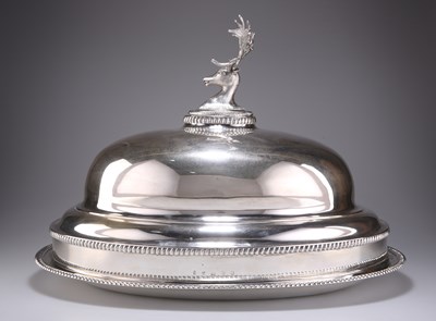 Lot 1081 - A FINE GEORGE III SCOTTISH SILVER MEAT DISH AND COVER