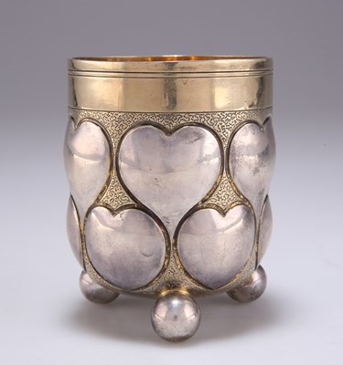 Lot 1220 - A VICTORIAN SILVER AND PARCEL-GILT SILVER BEAKER