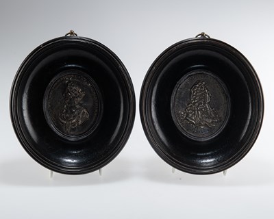 Lot 1363 - TWO EARLY 18TH CENTURY SILVER PORTRAIT PLAQUES