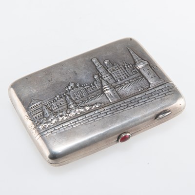 Lot 1035 - A RUSSIAN SILVER CIGARETTE CASE