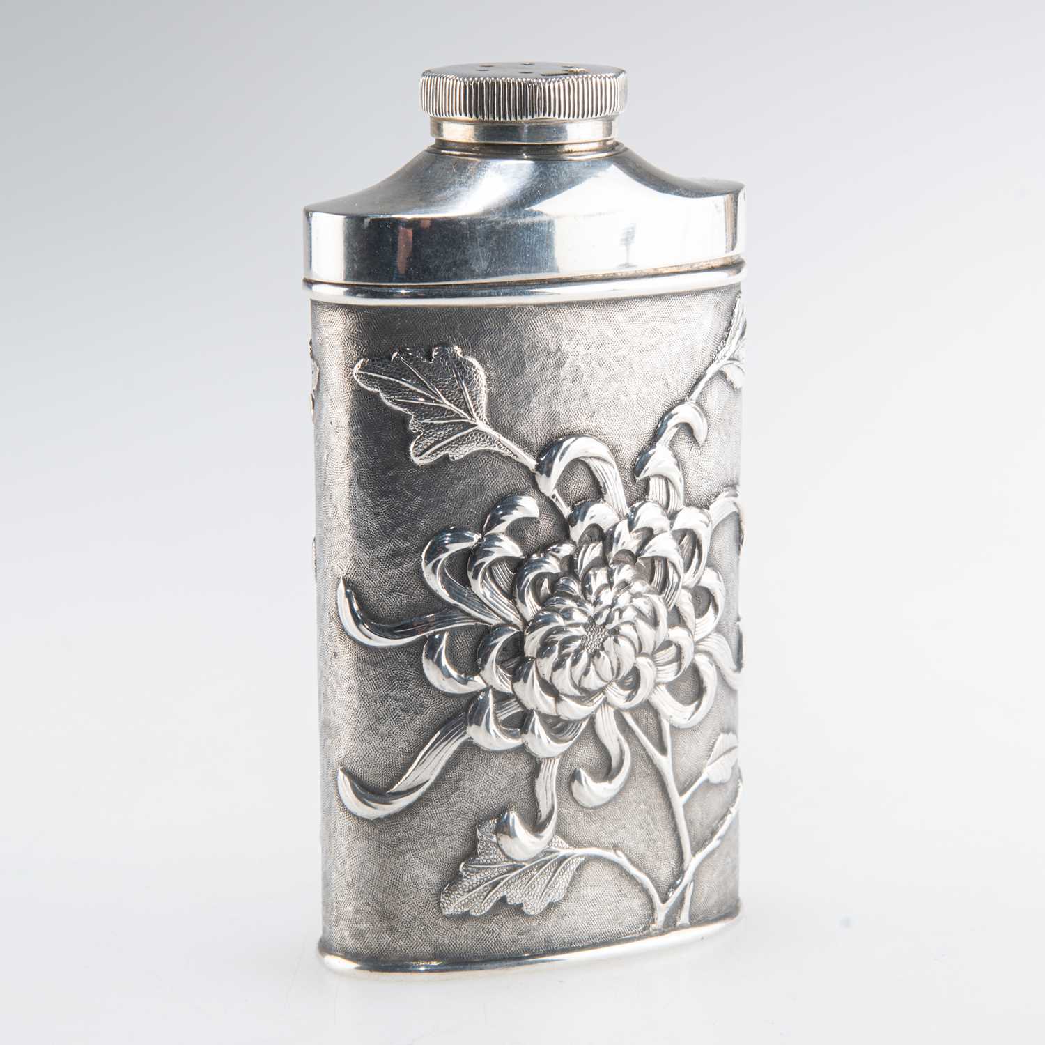 Lot 1030 - A CHINESE EXPORT SILVER TALCUM POWDER FLASK