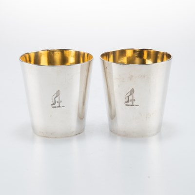 Lot 1344 - A PAIR OF GEORGE III SILVER BEAKERS