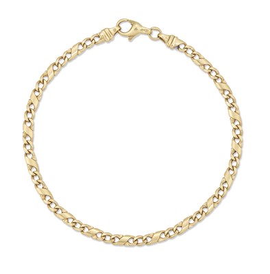 Lot 1500 - AN 18 CARAT GOLD FANCY LINK BRACELET