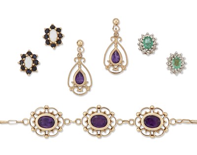 Lot 1472 - A 9 CARAT GOLD AMETHYST BRACELET AND THREE PAIRS OF GEM-SET STUD EARRINGS