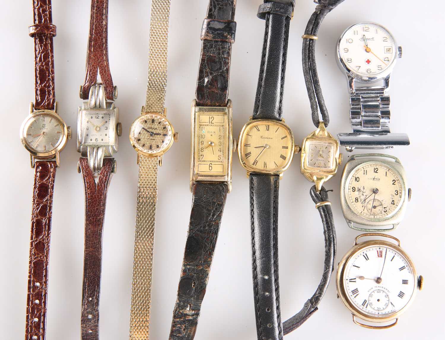 Lot 237 - A GROUP OF WATCHES FOR SPARES OR REPAIR