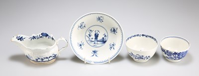 Lot 86 - FOUR PIECES OF WORCESTER BLUE AND WHITE PORCELAIN