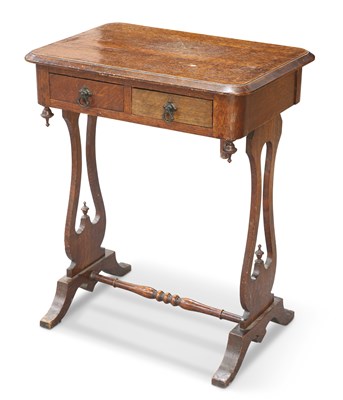 Lot 590 - A 19TH CENTURY SMALL OAK OCCASIONAL TABLE