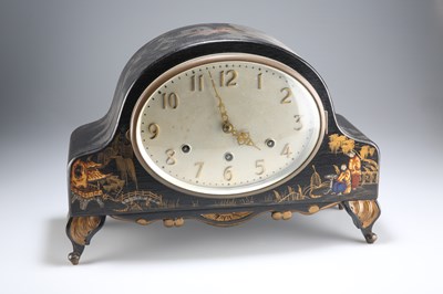 Lot 339 - AN EARLY 20TH CENTURY CHINOISERIE LACQUER MANTEL CLOCK