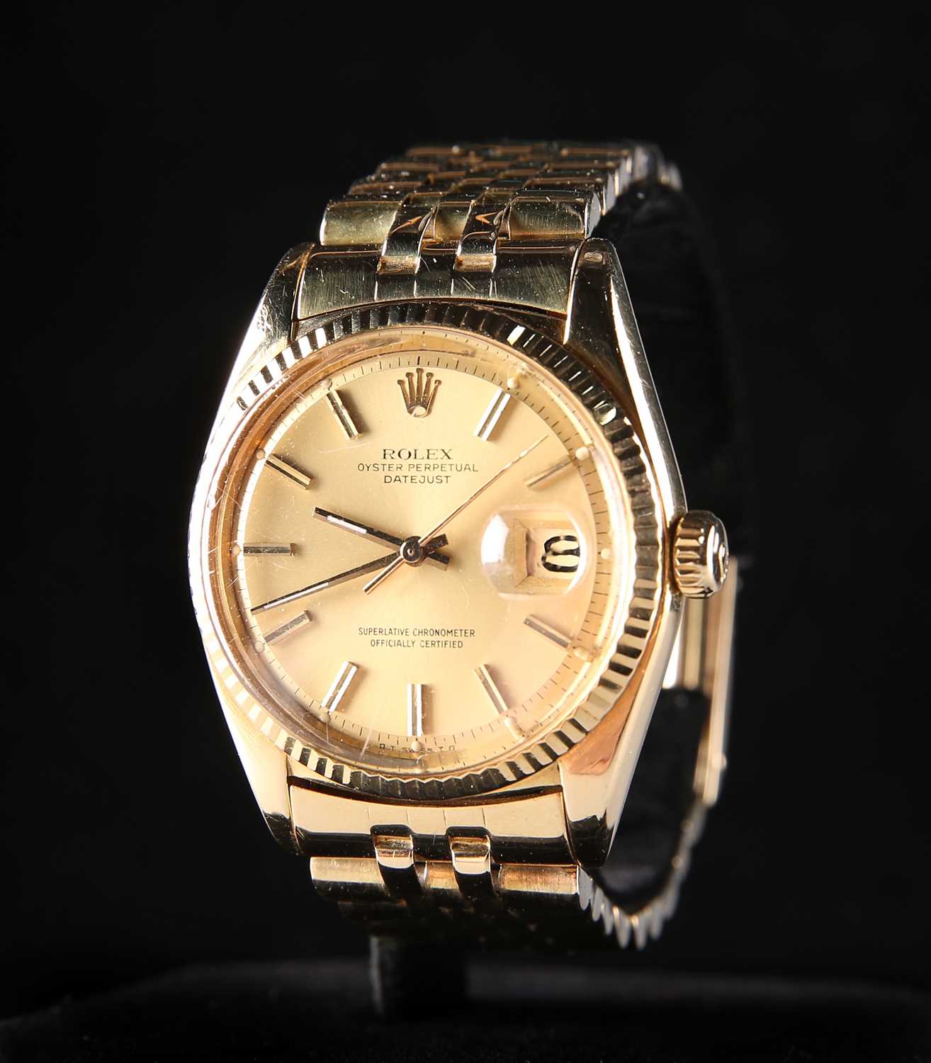 Lot 238 - AN 18 CARAT GOLD ROLEX DATEJUST OYSTER PERPETUAL BRACELET WATCH