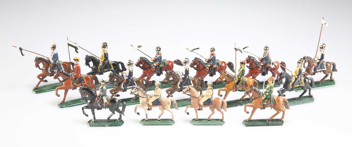 Lot 953 - A GROUP OF LEAD CAVALRY MODELS, CIRCA 1930