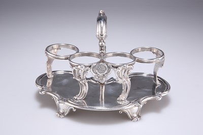 Lot 1163 - † A VICTORIAN SILVER CRUET STAND