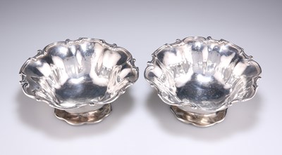 Lot 1420 - † A PAIR OF VICTORIAN SILVER BON-BON DISHES