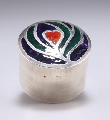 Lot 1208 - AN ELIZABETH II SILVER AND ENAMEL CIRCULAR BOX AND COVER