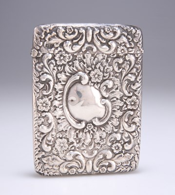 Lot 1230 - AN EDWARDIAN SILVER CARD CASE