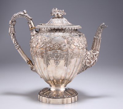 Lot 1314 - A FINE WILLIAM IV SILVER TEAPOT