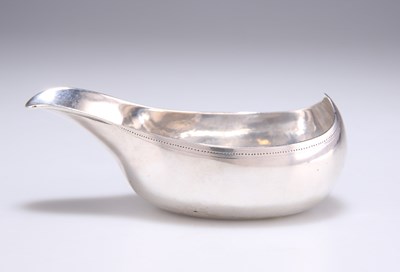 Lot 1370 - A GEORGE III SILVER PAP BOAT