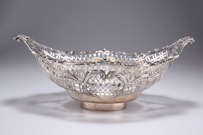 Lot 1082 - A GEORGE III PIERCED SILVER BASKET