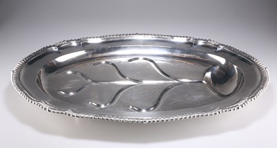 Lot 1395 - A LARGE WILLIAM IV SILVER WELL AND TREE PLATTER