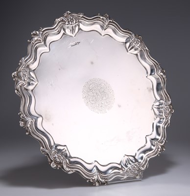 Lot 1251 - A GEORGE V SILVER SALVER