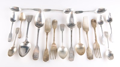 Lot 1386 - A GROUP OF FIDDLE PATTERN SILVER FLATWARE, GEORGE IV AND LATER