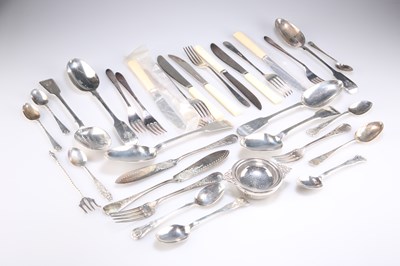 Lot 1301 - A GROUP OF WILLIAM IV AND LATER FLATWARE AND OTHER ITEMS