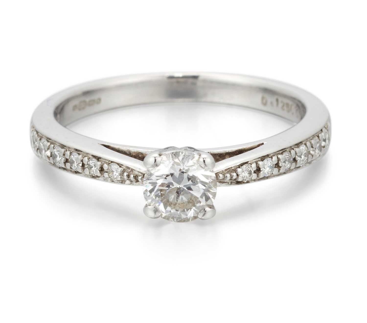 Lot 2227 - AN 18 CARAT WHITE GOLD SOLITAIRE DIAMOND