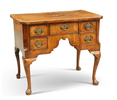 Lot 1187 - A GEORGE II WALNUT SIDE TABLE