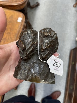 Lot 292 - FIRST HALF OF THE 20TH CENTURY, A CAST BRONZE GROUP OF A PAIR OF FLEDGING BIRD CHICKS