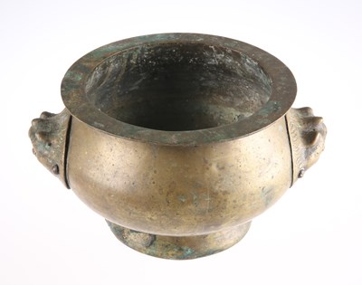 Lot 251 - A 19TH CENTURY CHINESE BRONZE CENSER