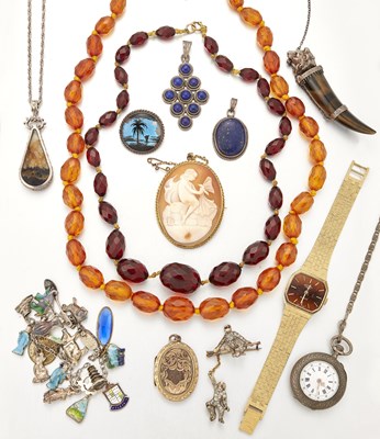 Lot 2363 - A GROUP OF COSTUME JEWELLERY