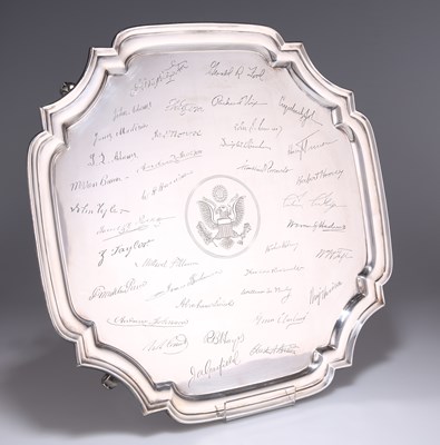 Lot 1441 - AN ELIZABETH II LARGE SILVER SALVER, COMMEMORATING THE AMERICAN BICENTENARY