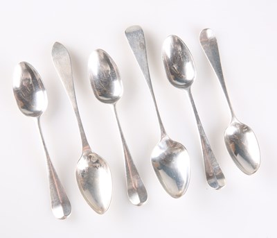 Lot 461 - SIX SMALL SPOONS, GEORGIAN AND LATER