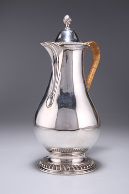 Lot 1183 - A GEORGE III SILVER COFFEE JUG