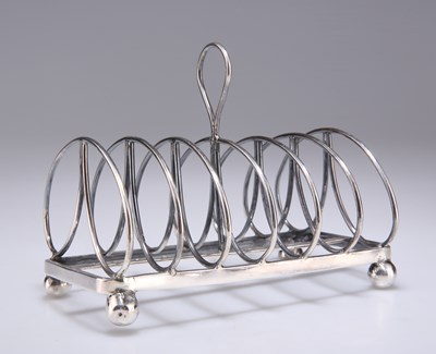 Lot 1363 - A VICTORIAN SILVER SIX DIVISION TOAST RACK