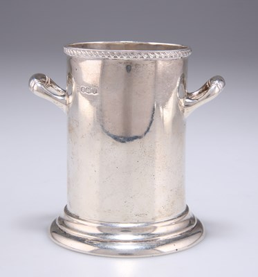 Lot 1196 - A GEORGE V SILVER MINIATURE SYPHON HOLDER