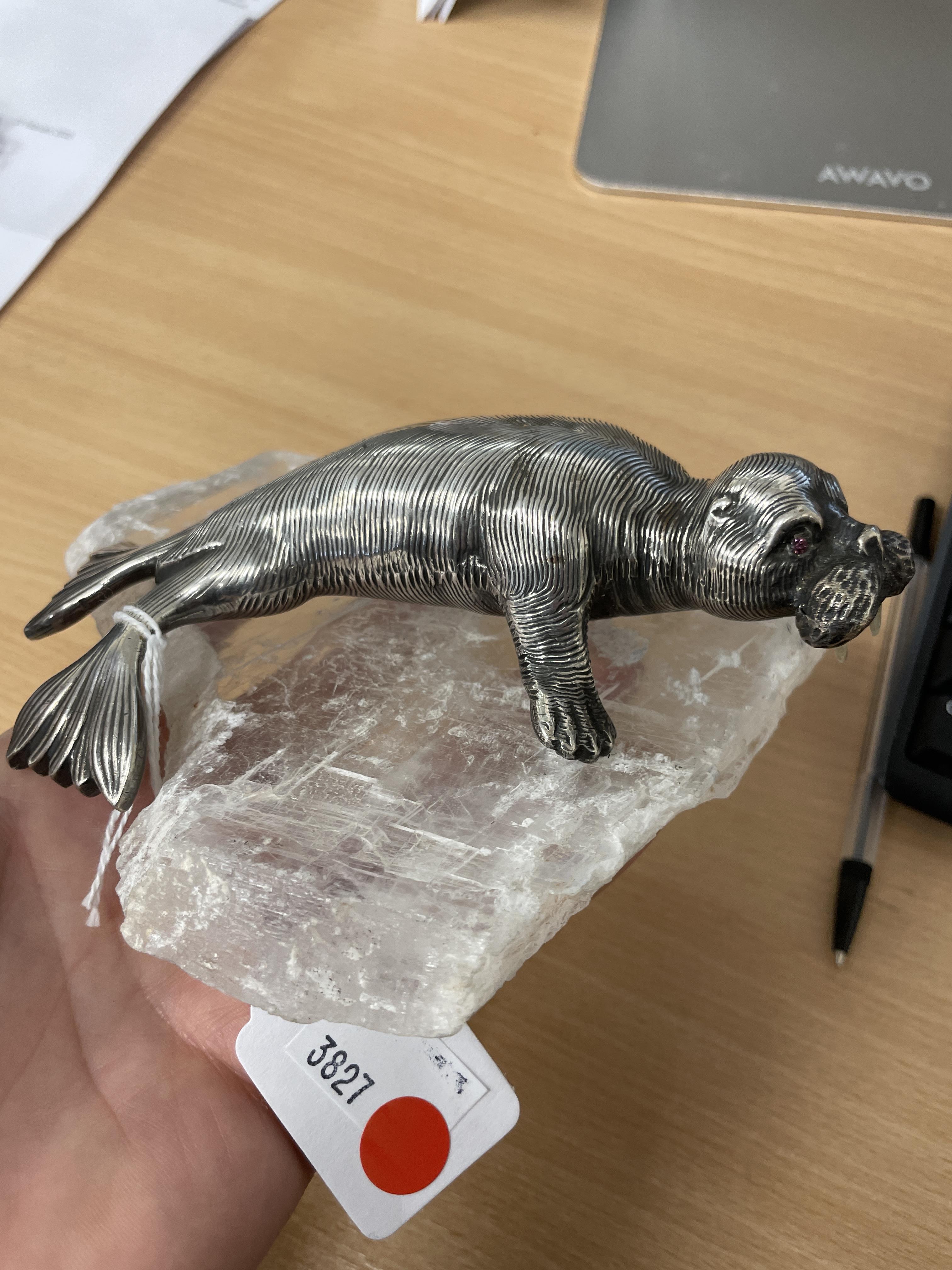 Lot 1420 - AN UNMARKED MODEL OF A WALRUS, PROBABLY