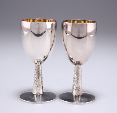 Lot 1199 - A PAIR OF ELIZABETH II SMALL SILVER GOBLETS