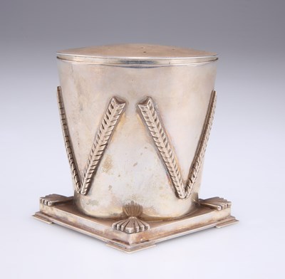 Lot 1159 - AN ELIZABETH II SILVER REGIMENTAL DRUM CADDY