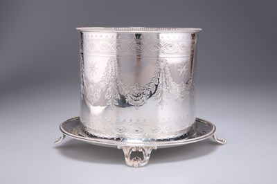 Lot 1148 - A VICTORIAN SILVER-PLATED BISCUIT BOX