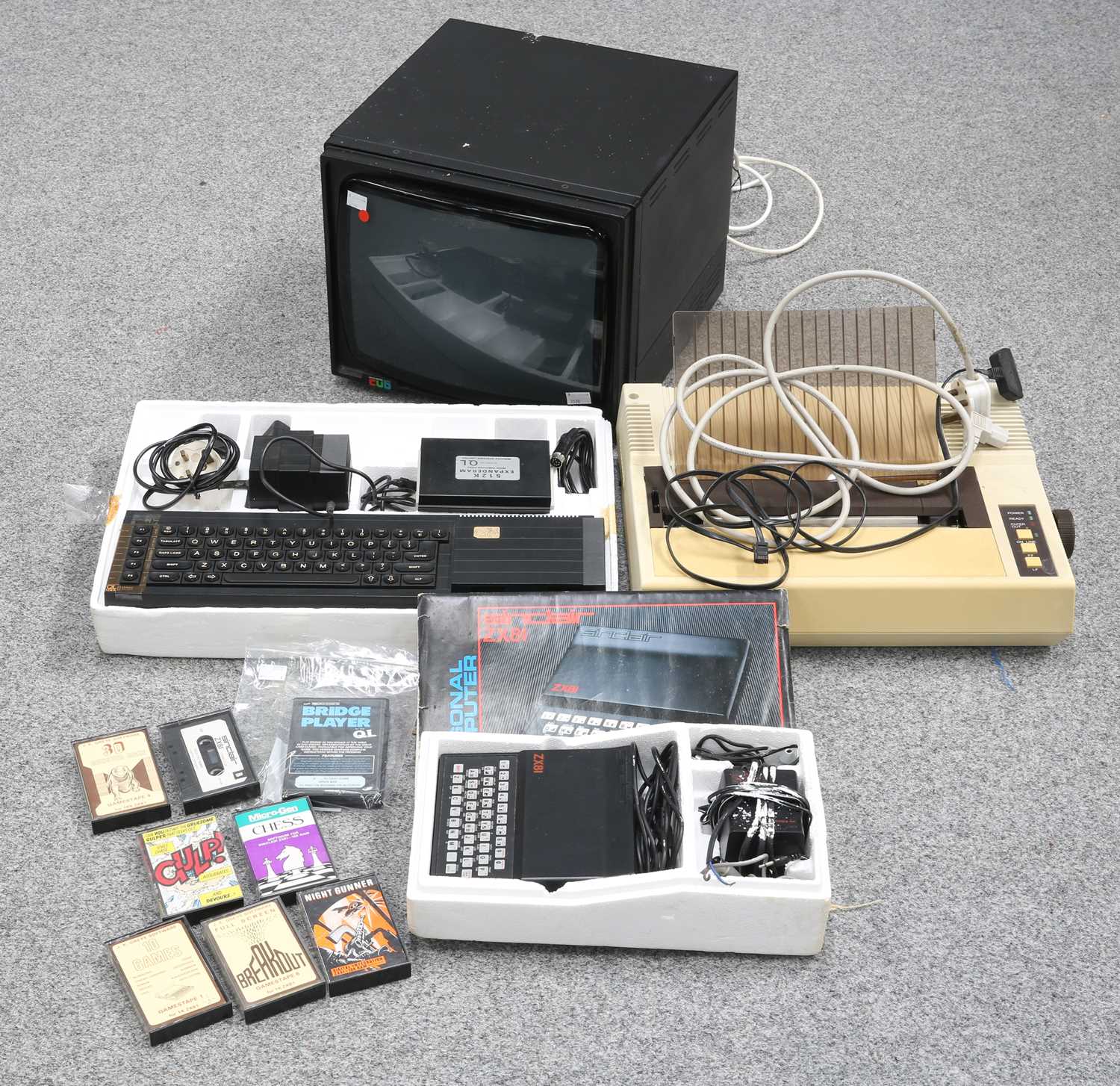 Sinclair Box Lot 456 - A BOXED SINCLAIR ZX81 PERSONAL COMPUTER AND