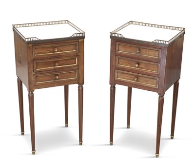 Lot 588 - A PAIR OF LOUIS XVI STYLE BRASS-MOUNTED AND MARBLE-TOPPED BEDSIDE TABLES, 20TH CENTURY