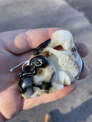Lot 266 - A CHINESE JADE GROUP OF A CRANE AND A KID GOAT