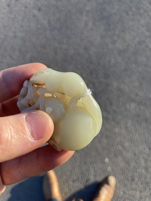 Lot 272 - A CHINESE JADE 'SQUIRREL AND GRAPES' GROUP